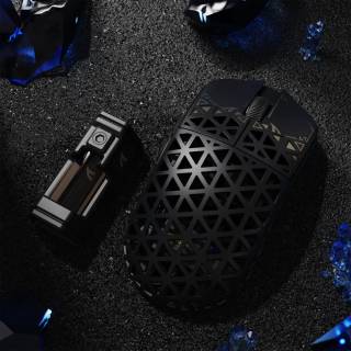 Attack Shark R5 Ultra Wireless Mouse thumbnail 3